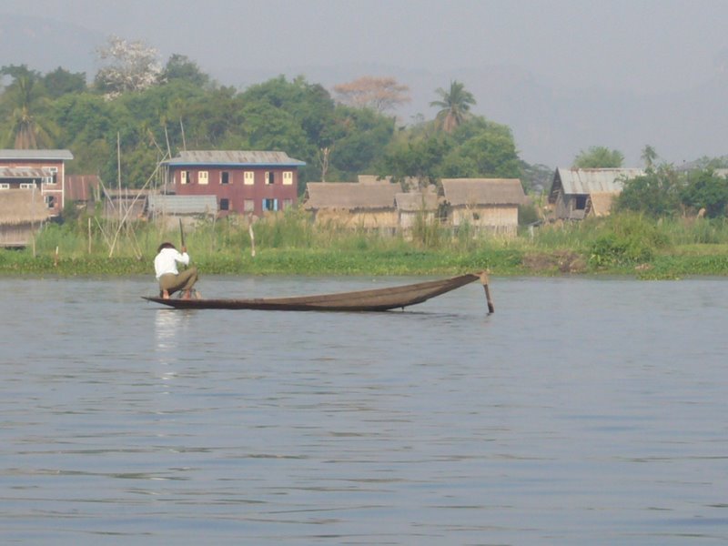 Travel - Myanmar - Inle Lake - First Boat Trip - Out onto the lake